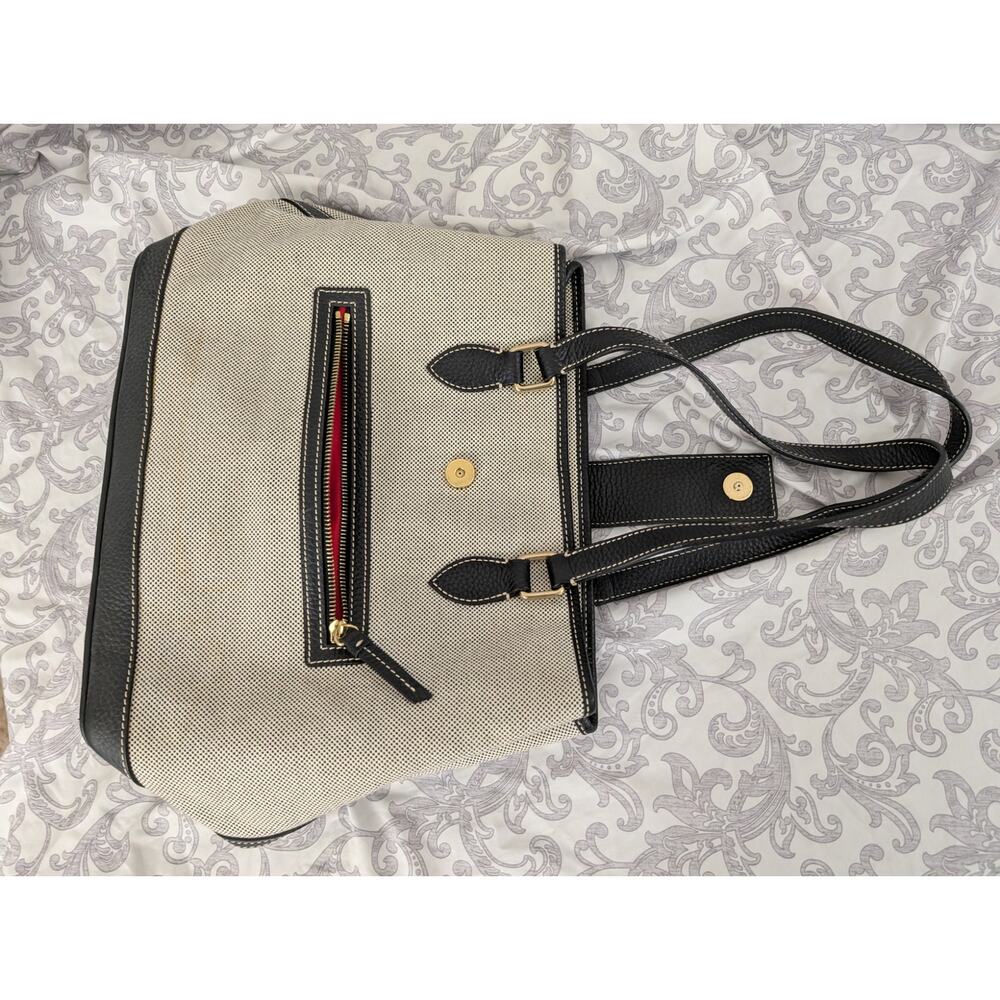 dooney & bourke purse - Picture 3 of 11